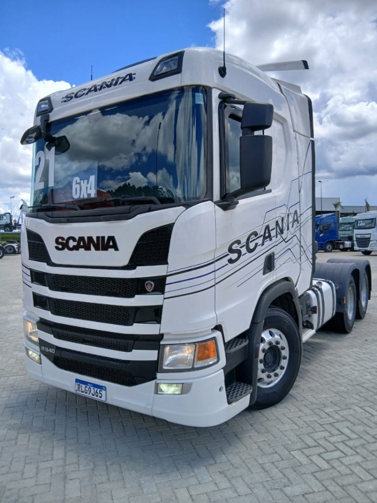 scania r 540 a 6x4 diesel 2p automatico 2021