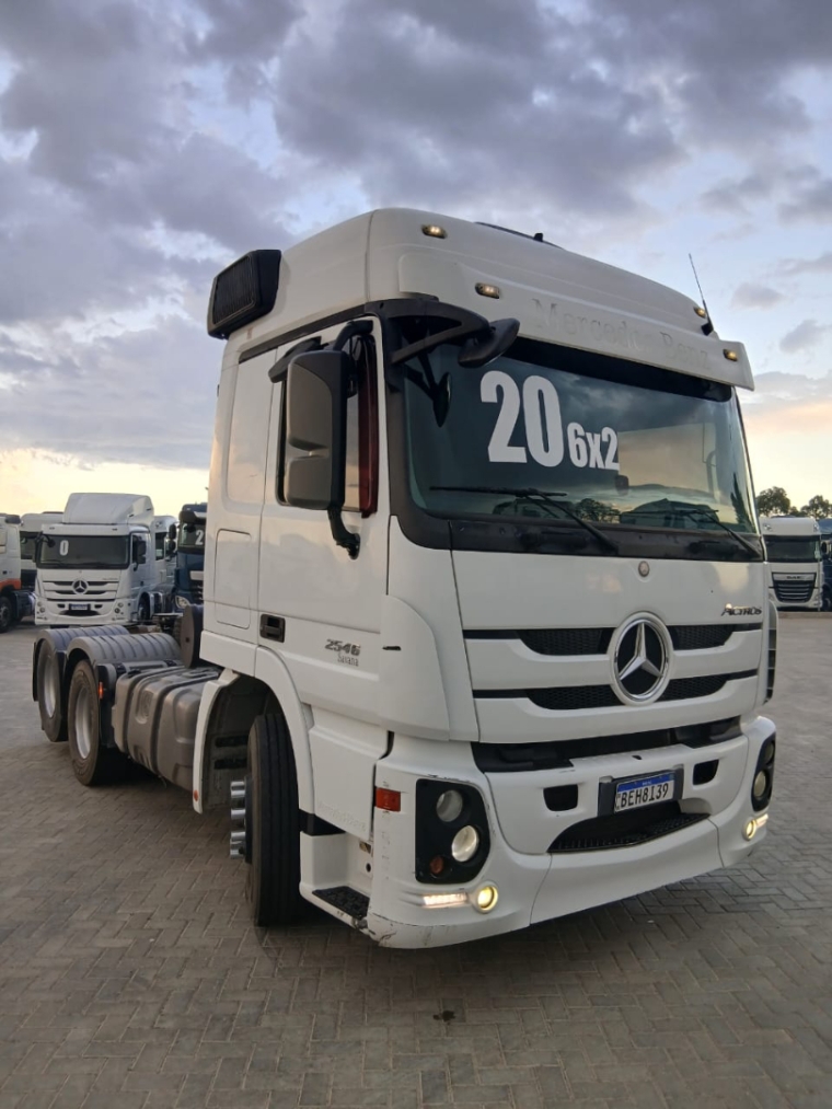 mercedes-benz actros 2546ls diesel 2p semiautomatico 20201