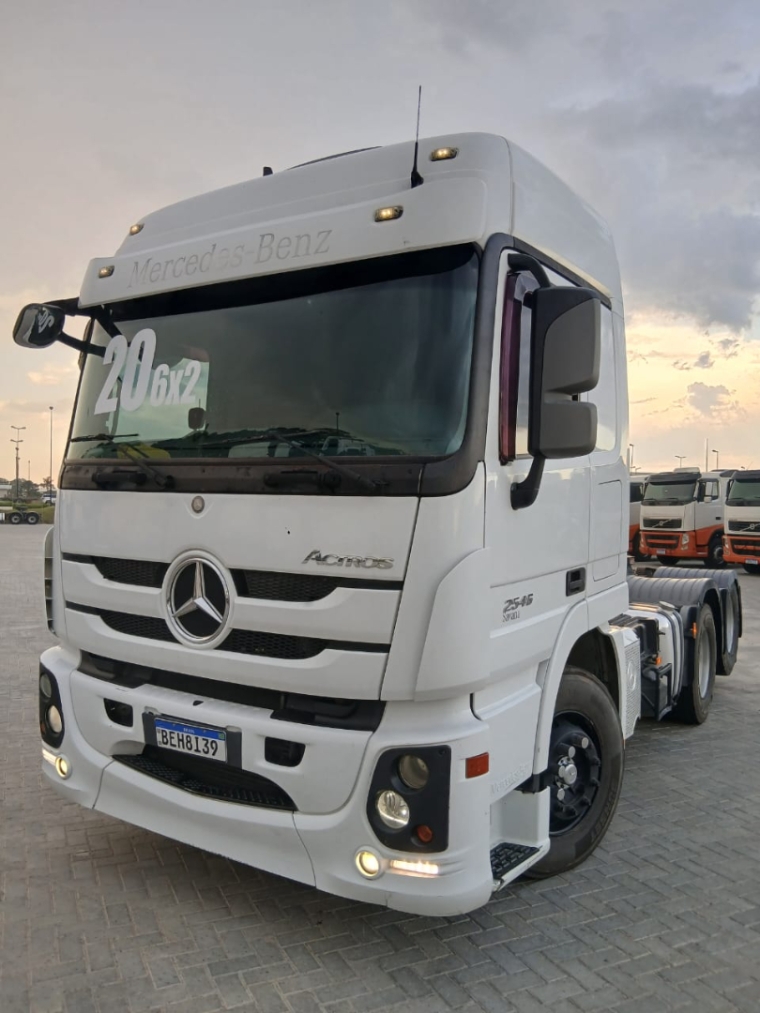mercedes-benz actros 2546ls diesel 2p semiautomatico 2020