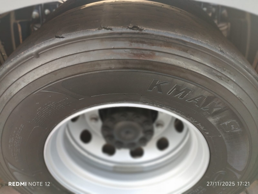 mercedes-benz actros 2546 ls diesel 2p semiautomatico 20207