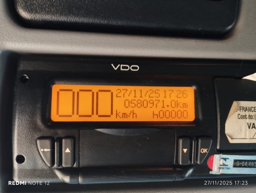 mercedes-benz actros 2546 ls diesel 2p semiautomatico 202015