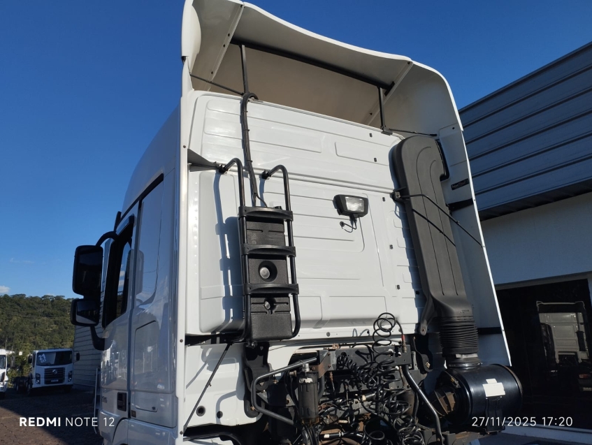 mercedes-benz actros 2546 ls diesel 2p semiautomatico 20203
