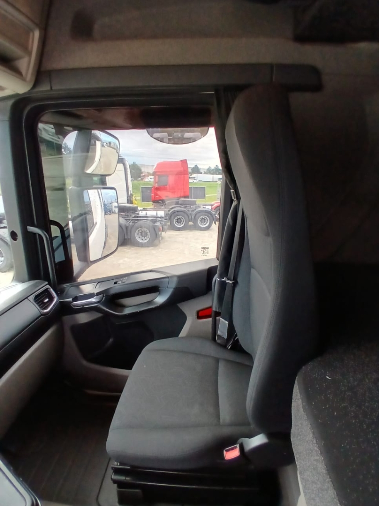 scania r 540 a 6x4 diesel 2p automatico 202117