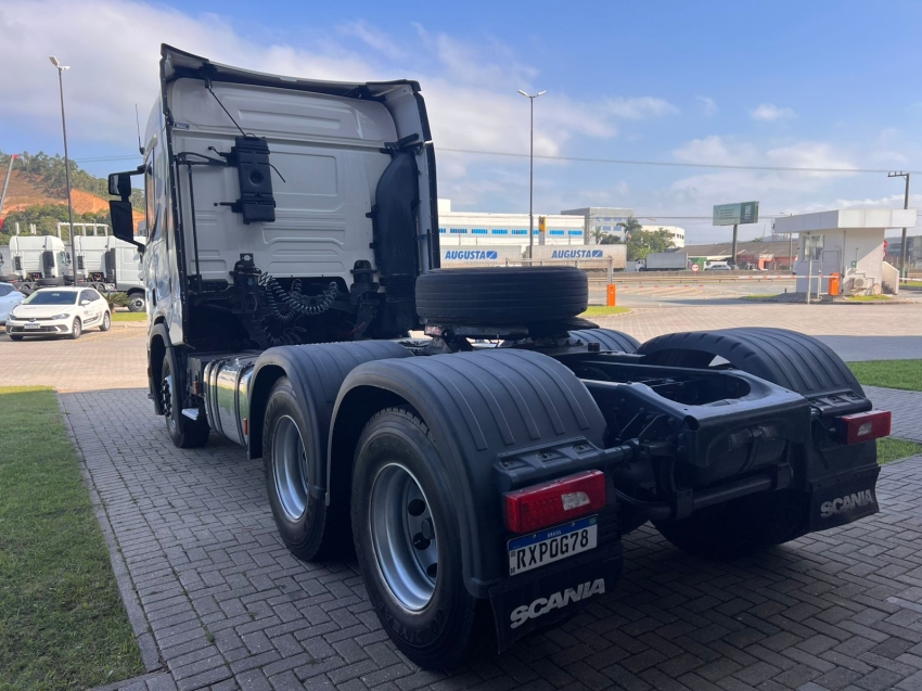 scania r 540 a6x4 diesel 2p automatico 202114