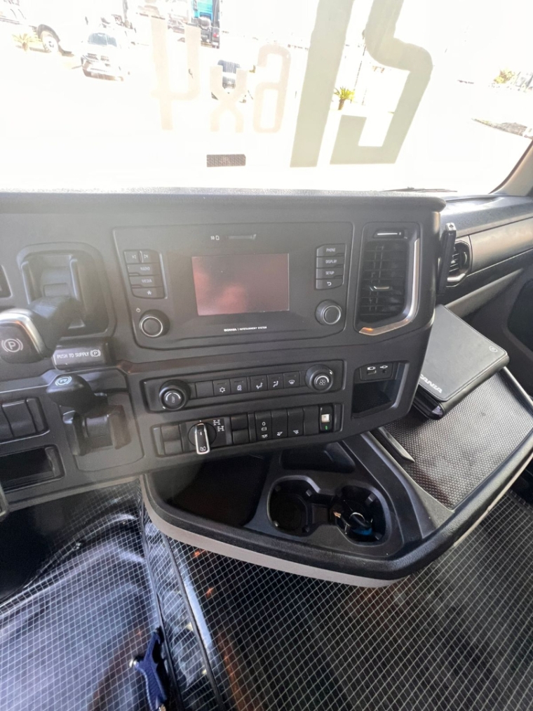 scania r 540 a6x4 diesel 2p automatico 202129