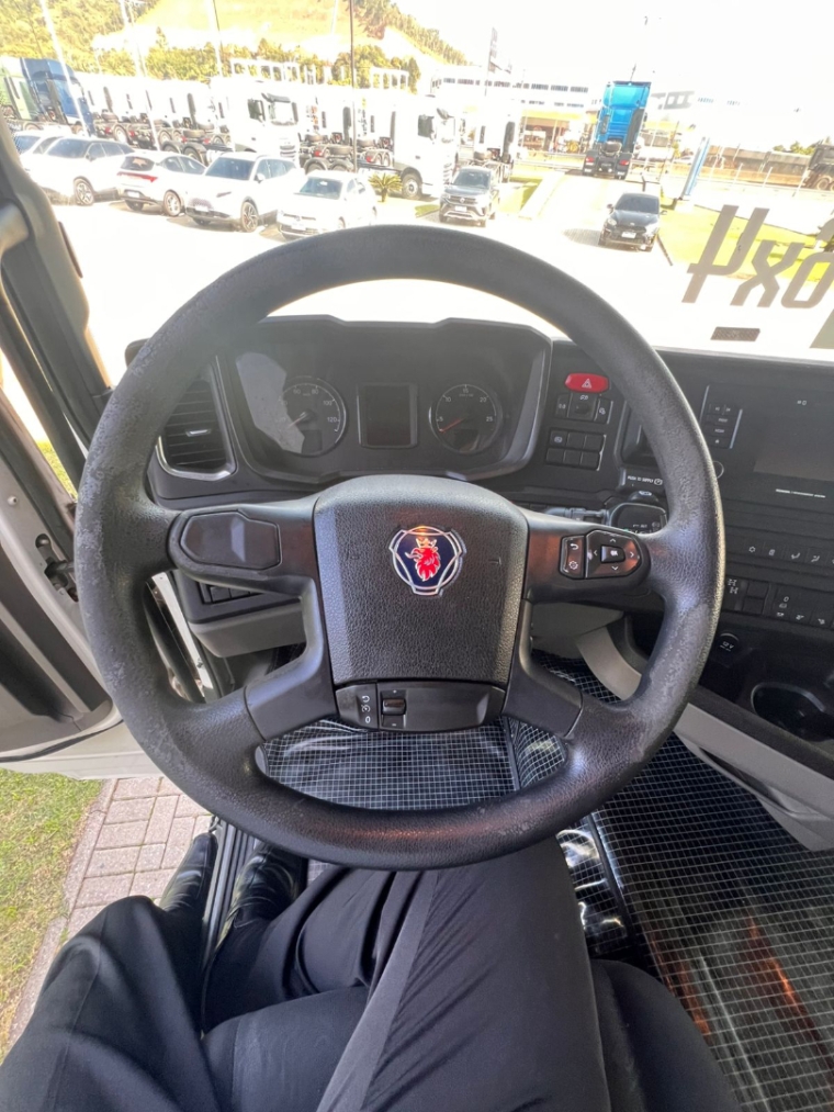 scania r 540 a6x4 diesel 2p automatico 202123