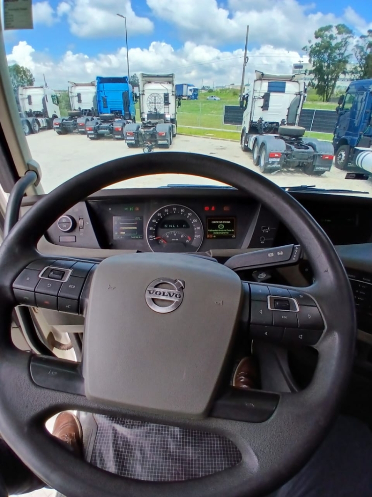 volvo fh 540 diesel 2p automatico 202121