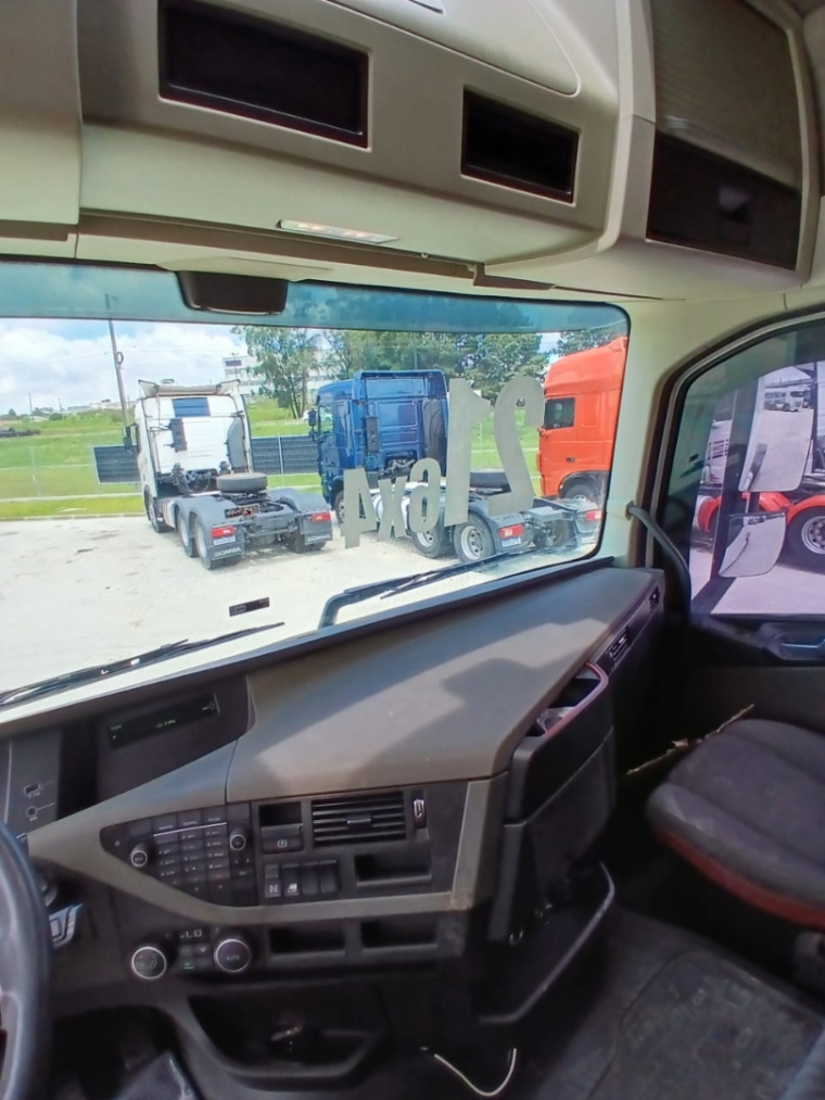 volvo fh 540 diesel 2p automatico 202119