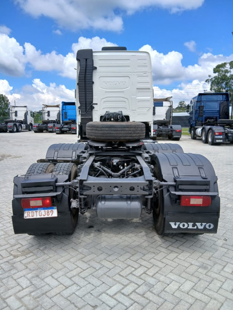 volvo fh 540 diesel 2p automatico 20215