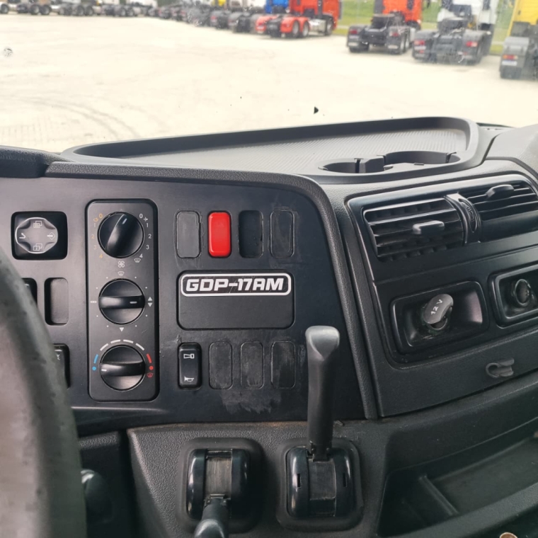 mercedes-benz axor 1933 s diesel 2p manual 201315