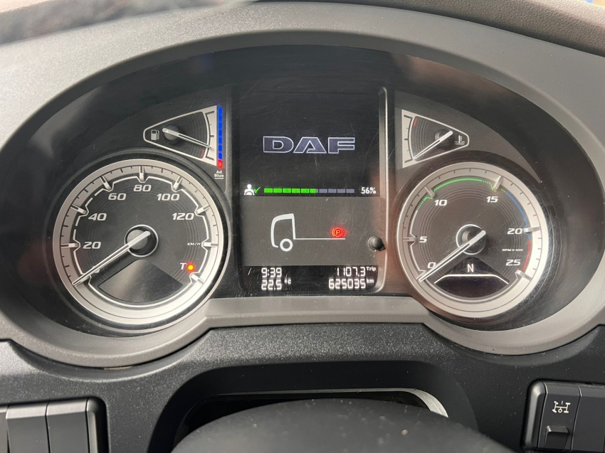 daf xf ftt 530 6x4 diesel 2p automatico 20216