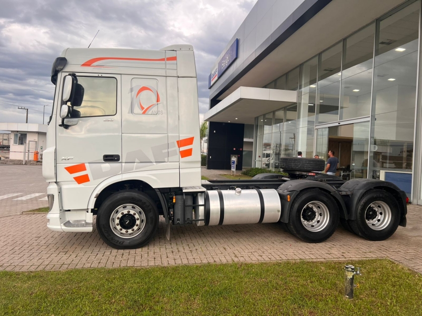 daf xf ftt 530 6x4 diesel 2p automatico 202115