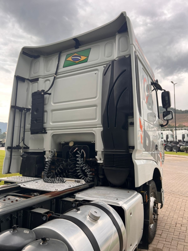 daf xf ftt 530 6x4 diesel 2p automatico 202129