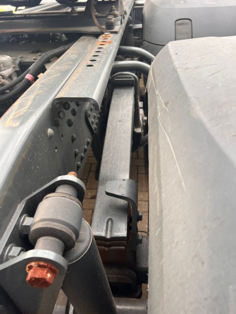 daf xf ftt 530 6x4 diesel 2p automatico 202124
