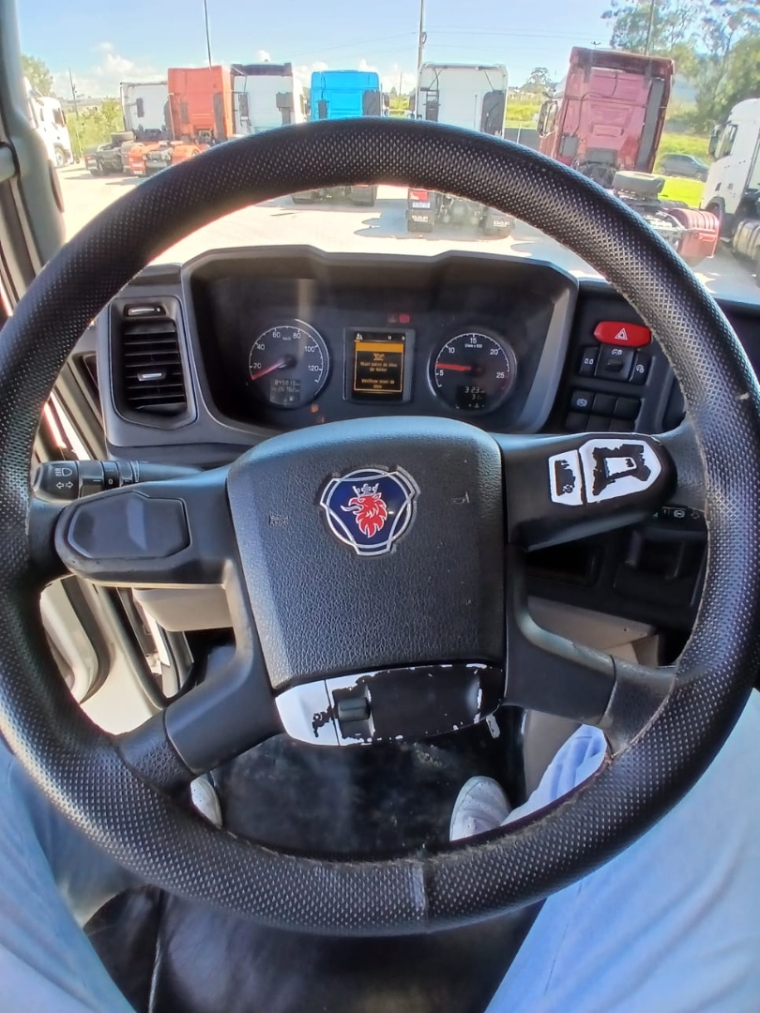 scania r 450 a 6x4 diesel 2p automatico 202021