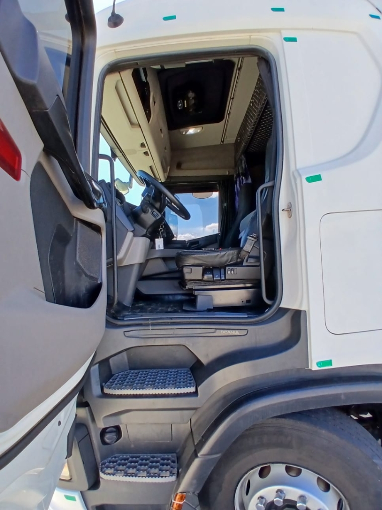 scania r 450 a 6x4 diesel 2p automatico 202015