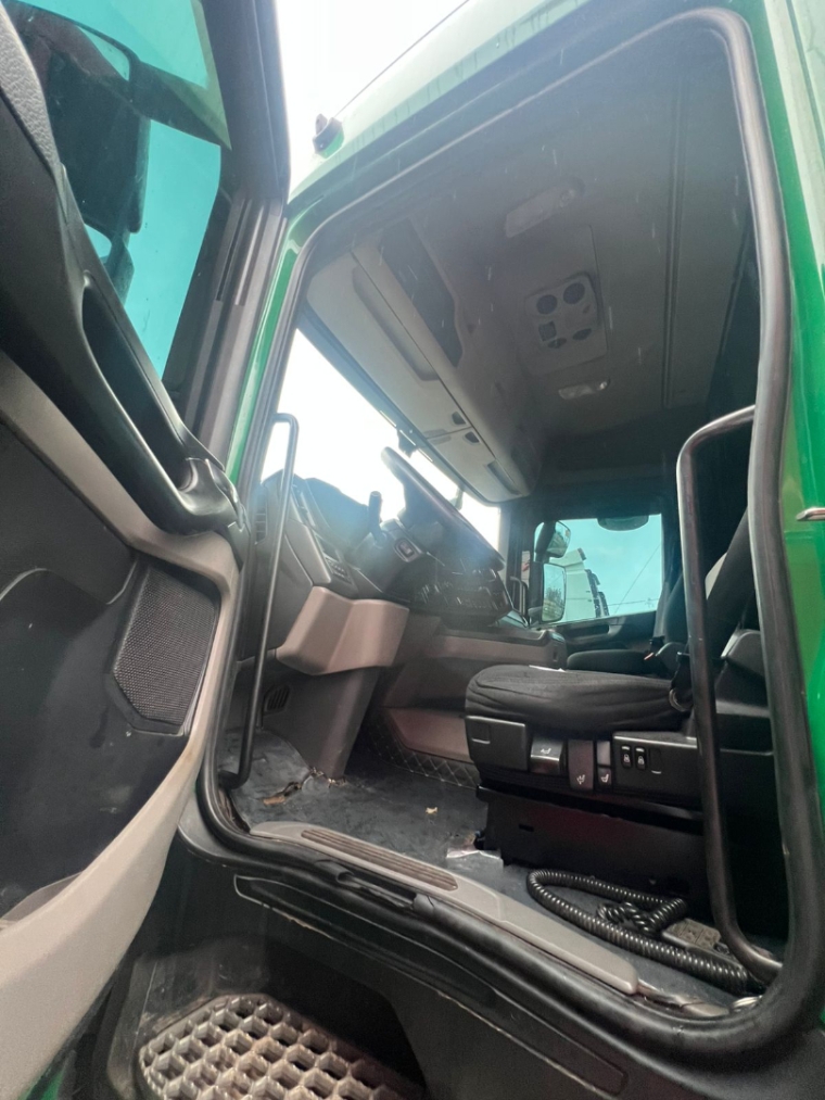 scania r 450 a 8x2 diesel 2p automatico 202117