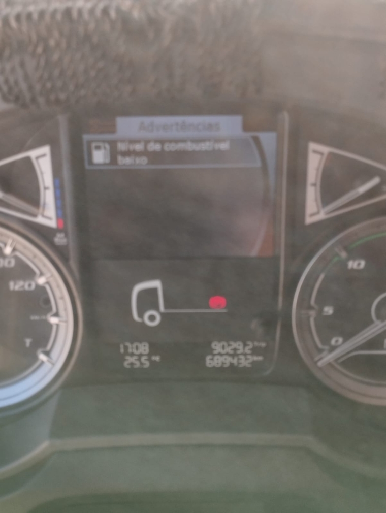 daf xf ftt 530 6x4 diesel 2p automatico 20215