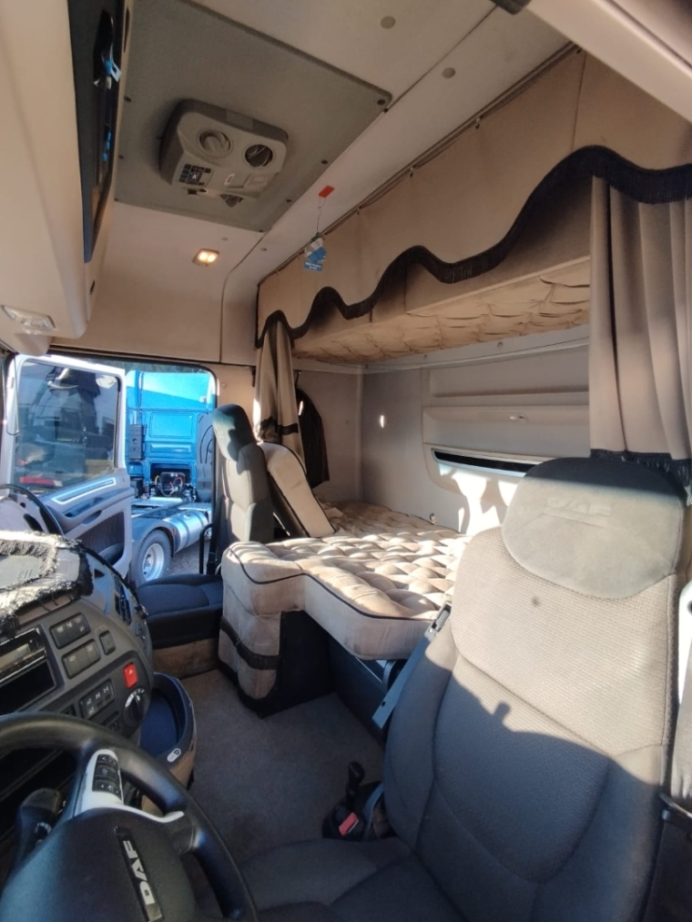 daf xf ftt 530 6x4 diesel 2p automatico 20216