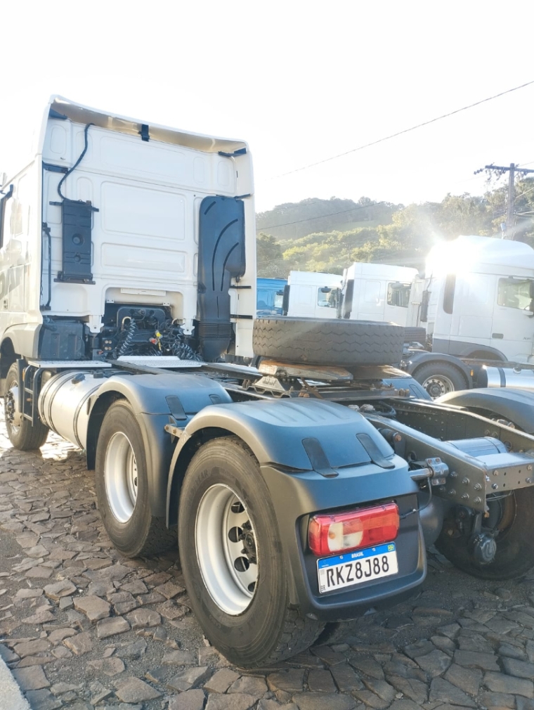 daf xf ftt 530 6x4 diesel 2p automatico 202115