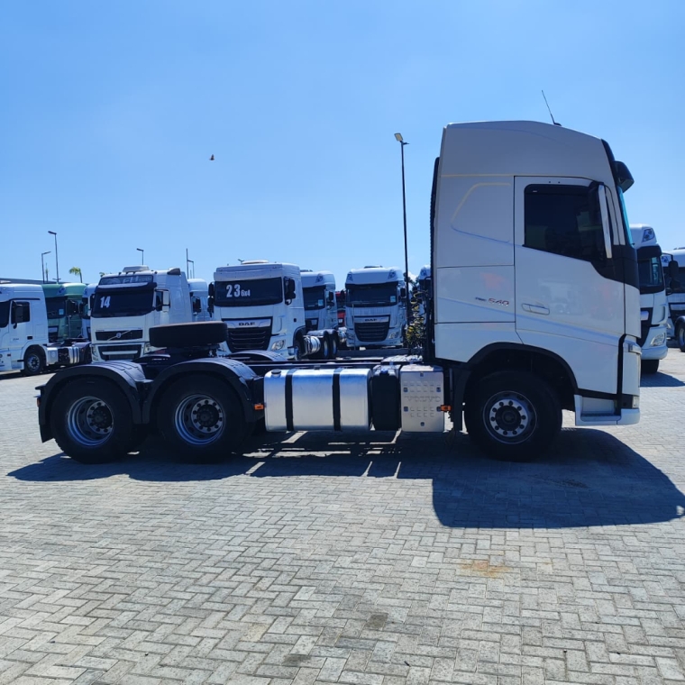 volvo fh 540 diesel 2p automatico 20213