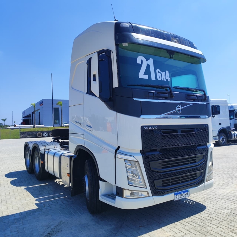 volvo fh 540 diesel 2p automatico 20212