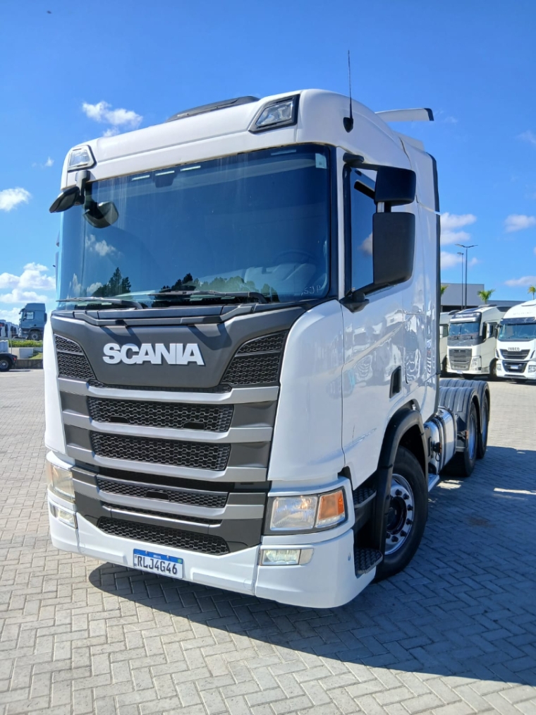 scania r 540 a 6x4 diesel 2p automatico 2021