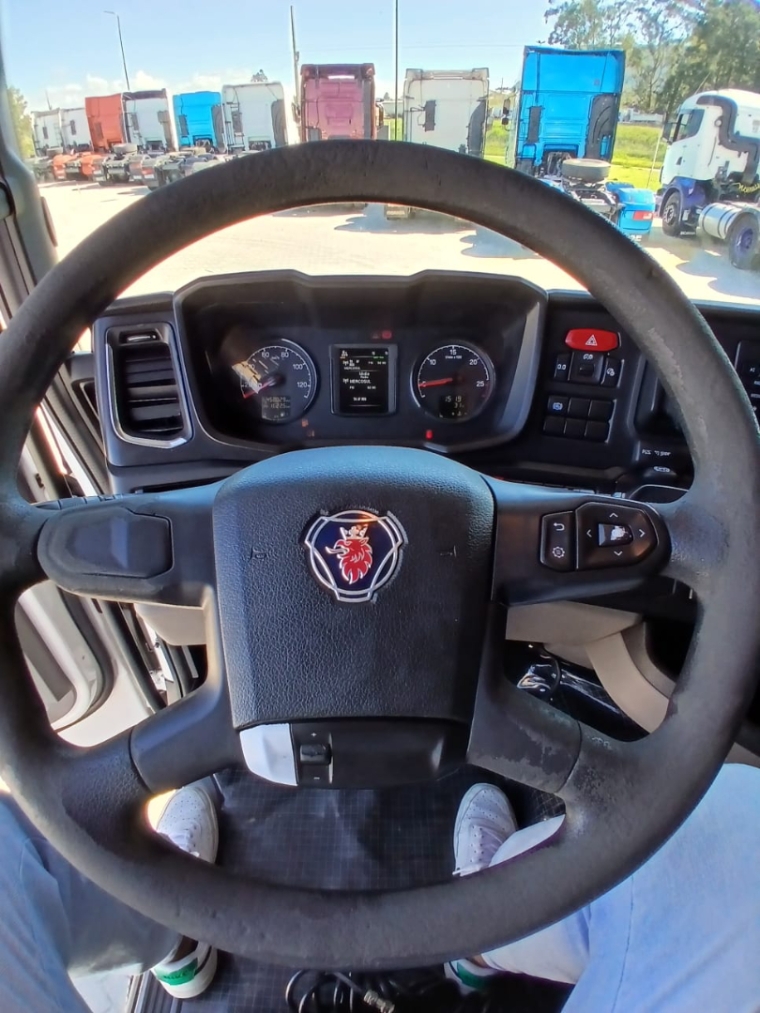 scania r 540 a 6x4 diesel 2p automatico 202123
