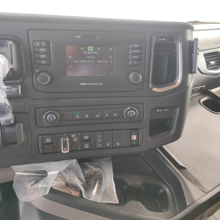 scania r 540 a 6x4 diesel 2p automatico 202111