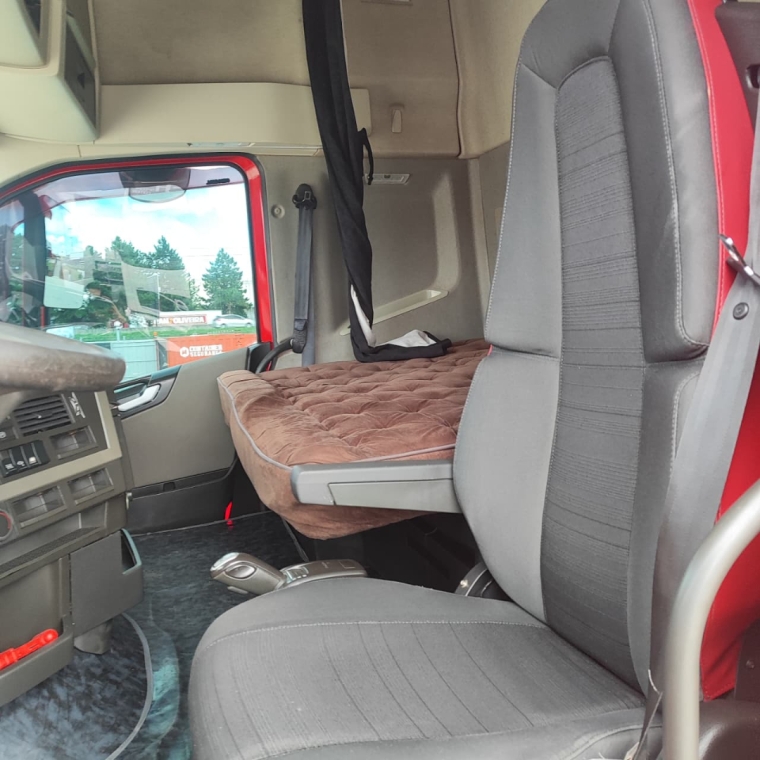 volvo fh 540 diesel 2p automatico 202011