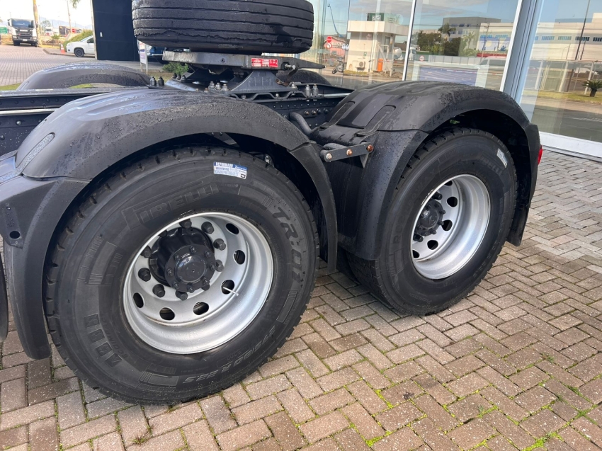 daf xf ftt 530 super space cab 6x4 diesel 2p automatico 202314