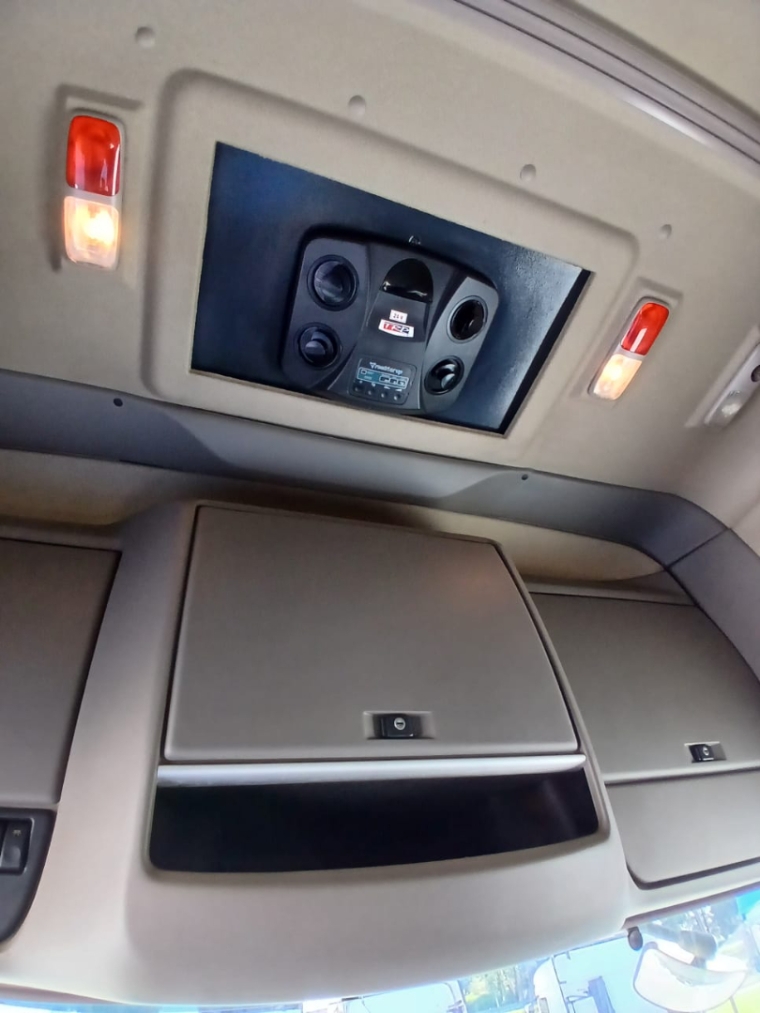 daf xf 105 fts 510 6x4 super space cab diesel 2p automatico 201820