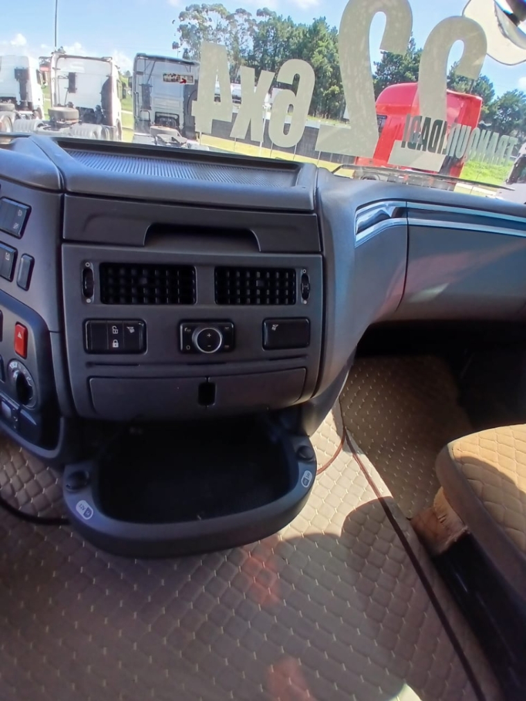 daf xf ftt 530 sc comfort diesel 2p automatico 202217