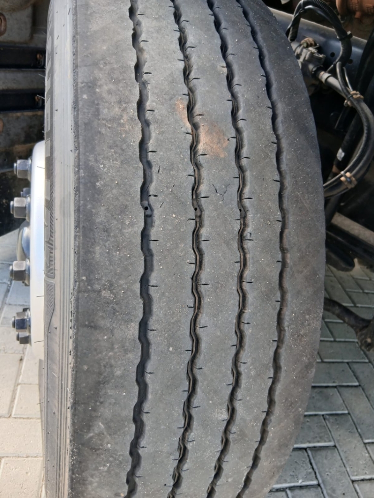 mercedes-benz axor 2544 s diesel 2p automatico 201413