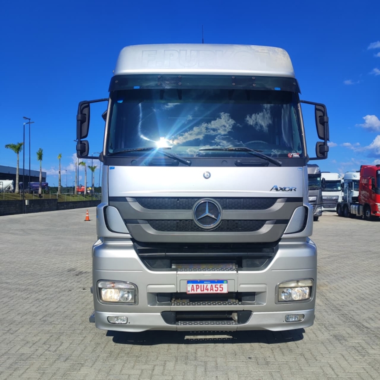 mercedes-benz axor 2544 s diesel 2p automatico 20141