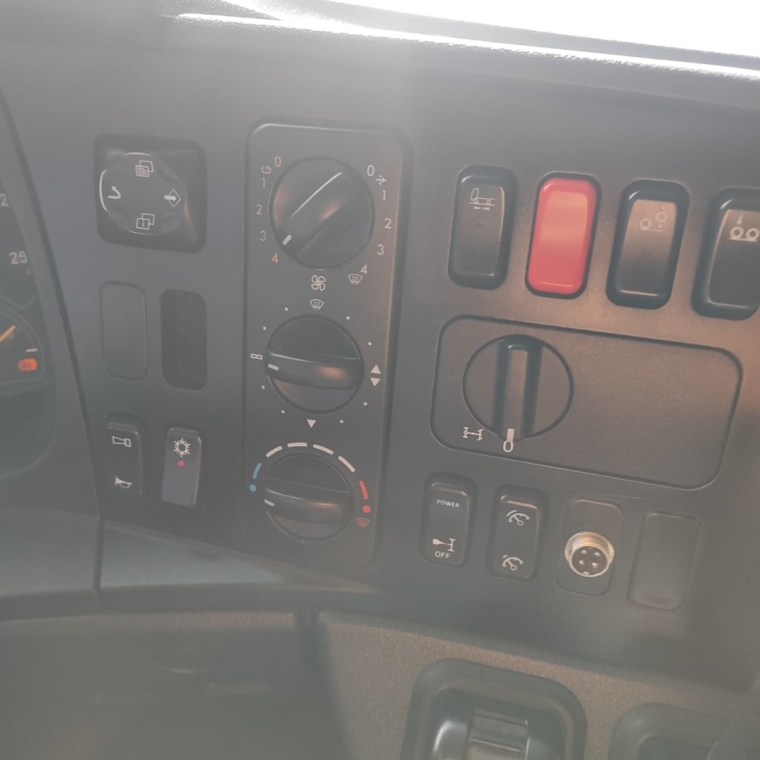 mercedes-benz axor 2544 s diesel 2p automatico 201422