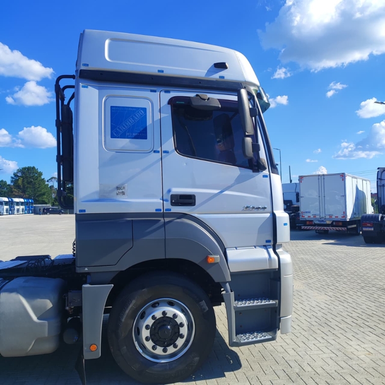 mercedes-benz axor 2544 s diesel 2p automatico 20144