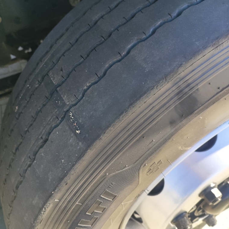 mercedes-benz axor 2544 s diesel 2p automatico 201414