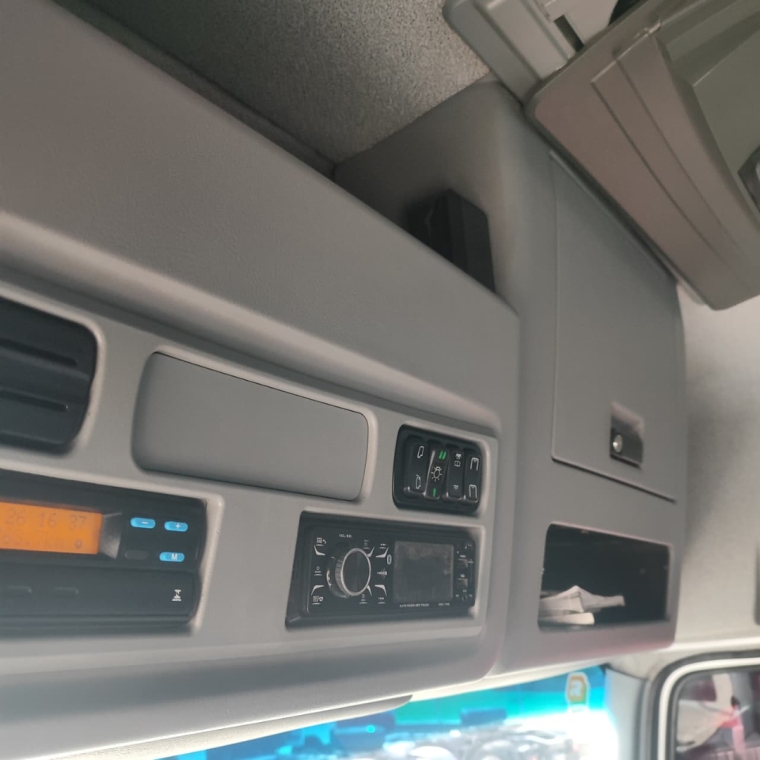 mercedes-benz axor 2544 s diesel 2p automatico 201420