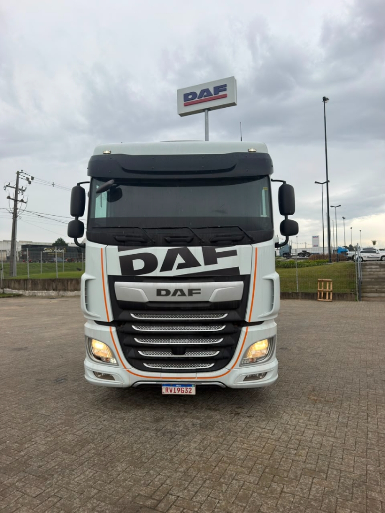daf xf ftt 530 6x4 euro 6 diesel 2p automatico 20234