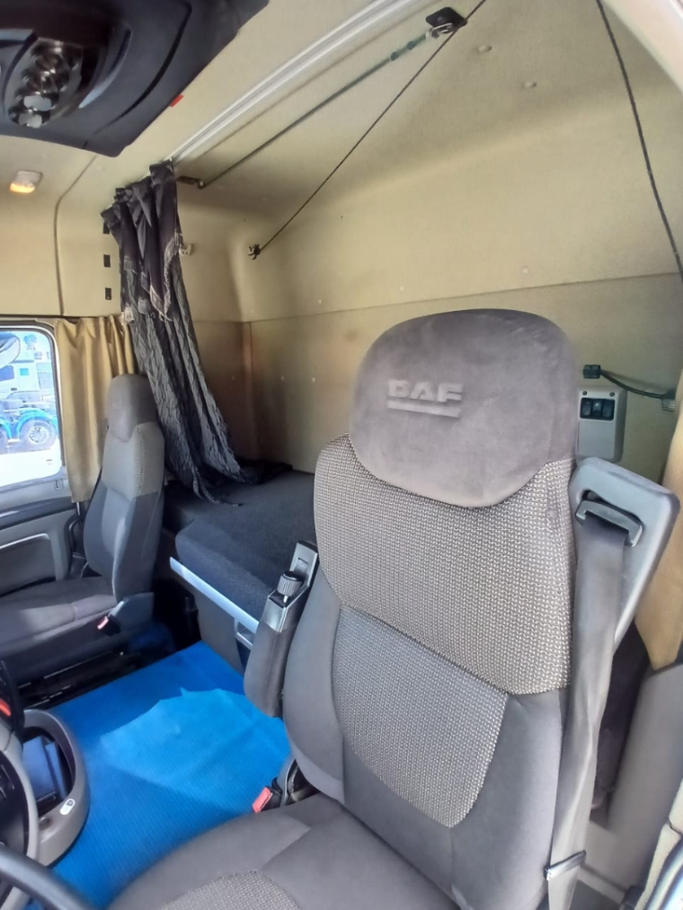 daf xf 105 ftt 510 space cab diesel 2p automatico 201914