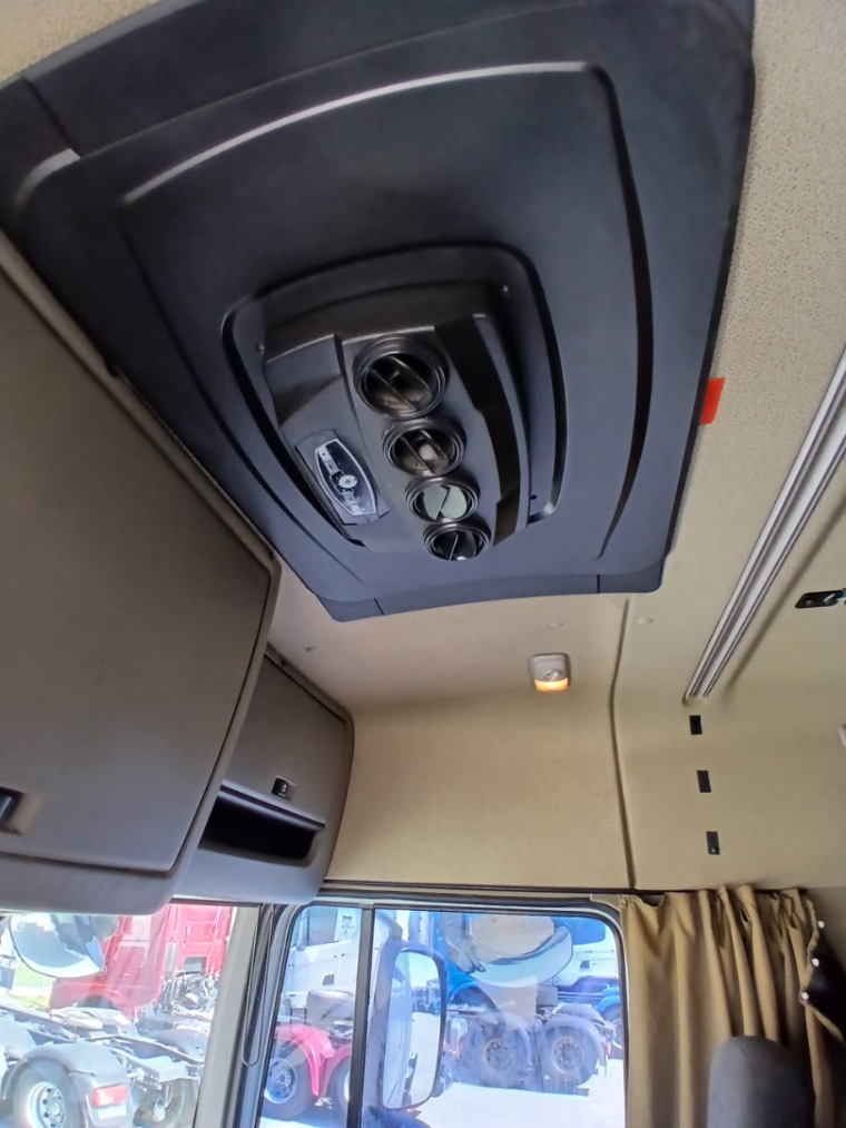 daf xf 105 ftt 510 space cab diesel 2p automatico 201918