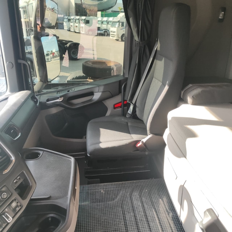 scania r 450 a6x2 diesel 2p automatico 20214