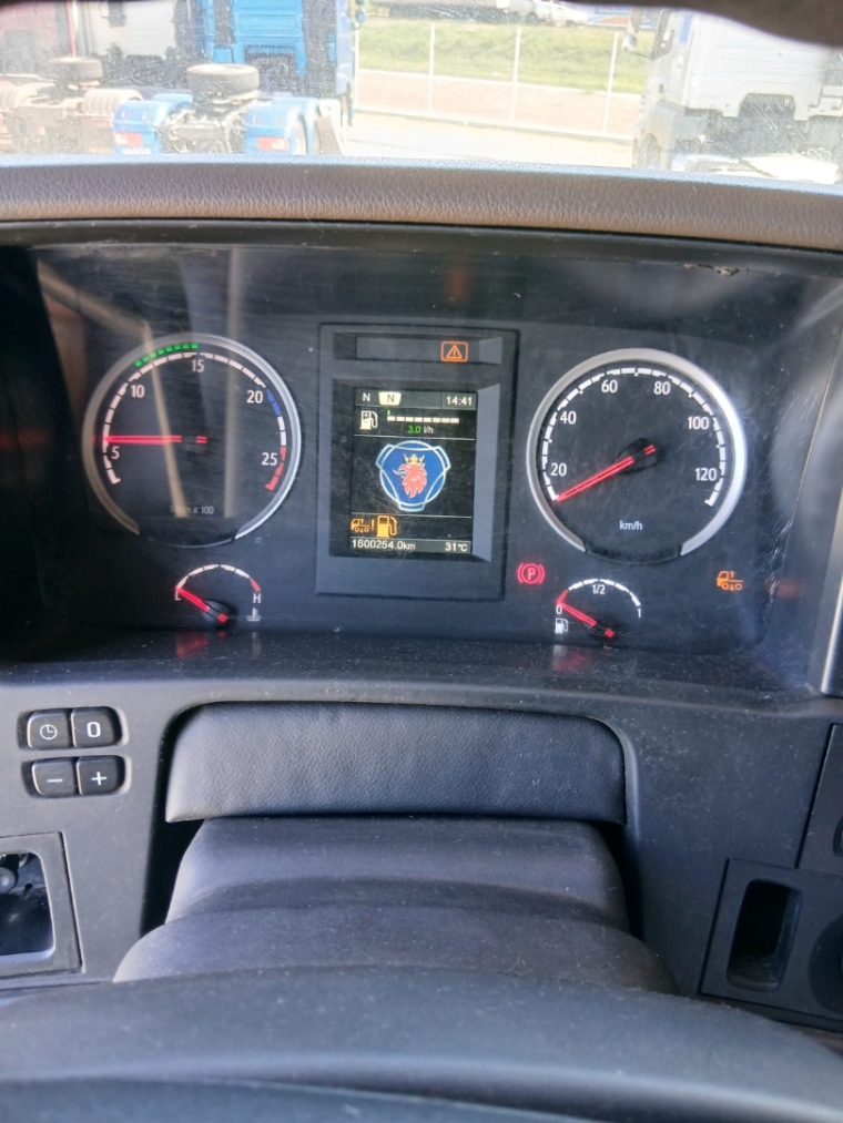 scania r 440 6x4 diesel 2p automatico 201317