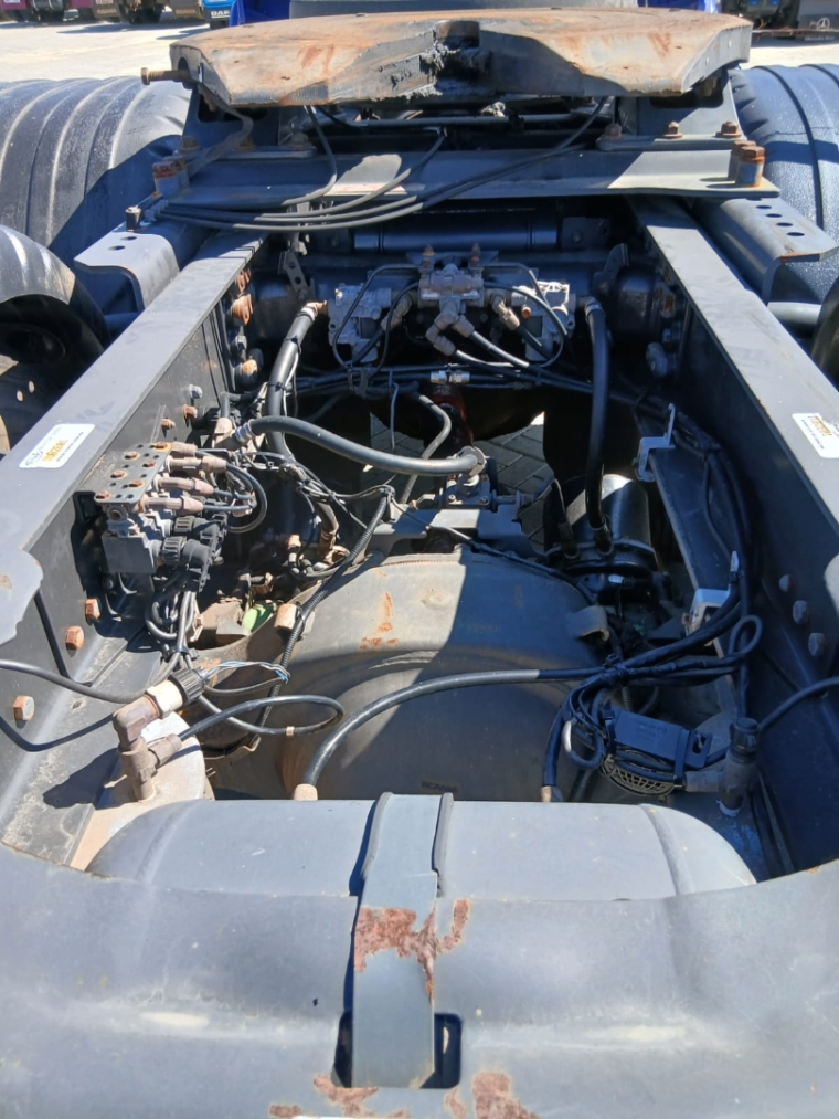 scania r 440 6x4 diesel 2p automatico 20136