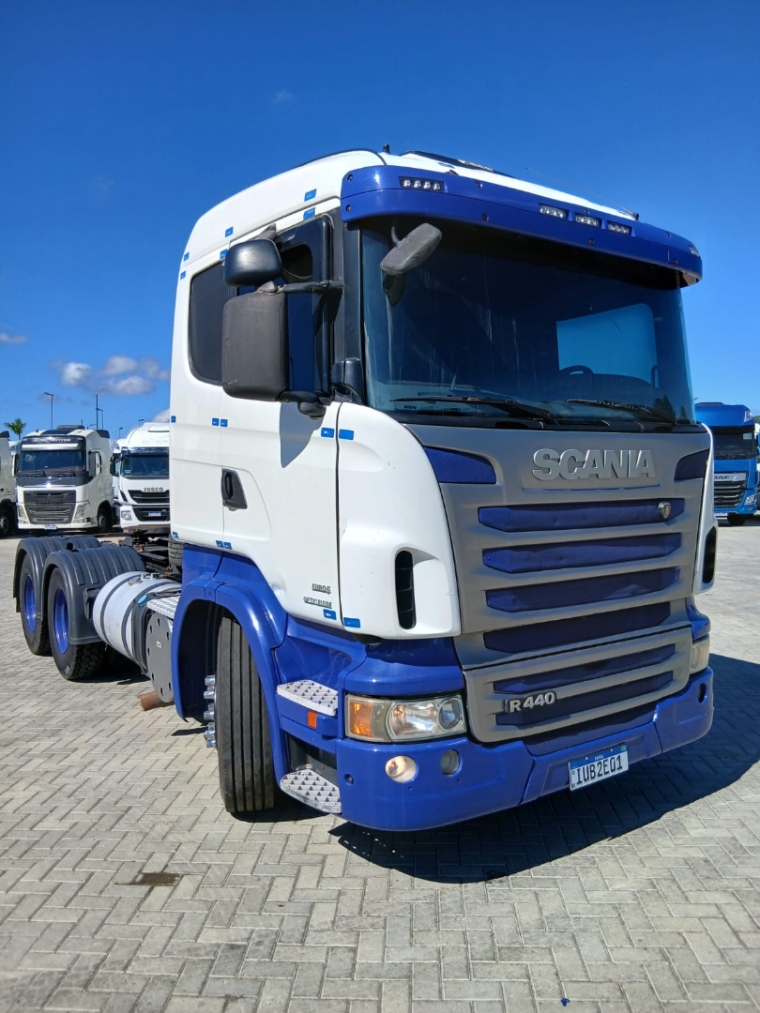 scania r 440 6x4 diesel 2p automatico 20132