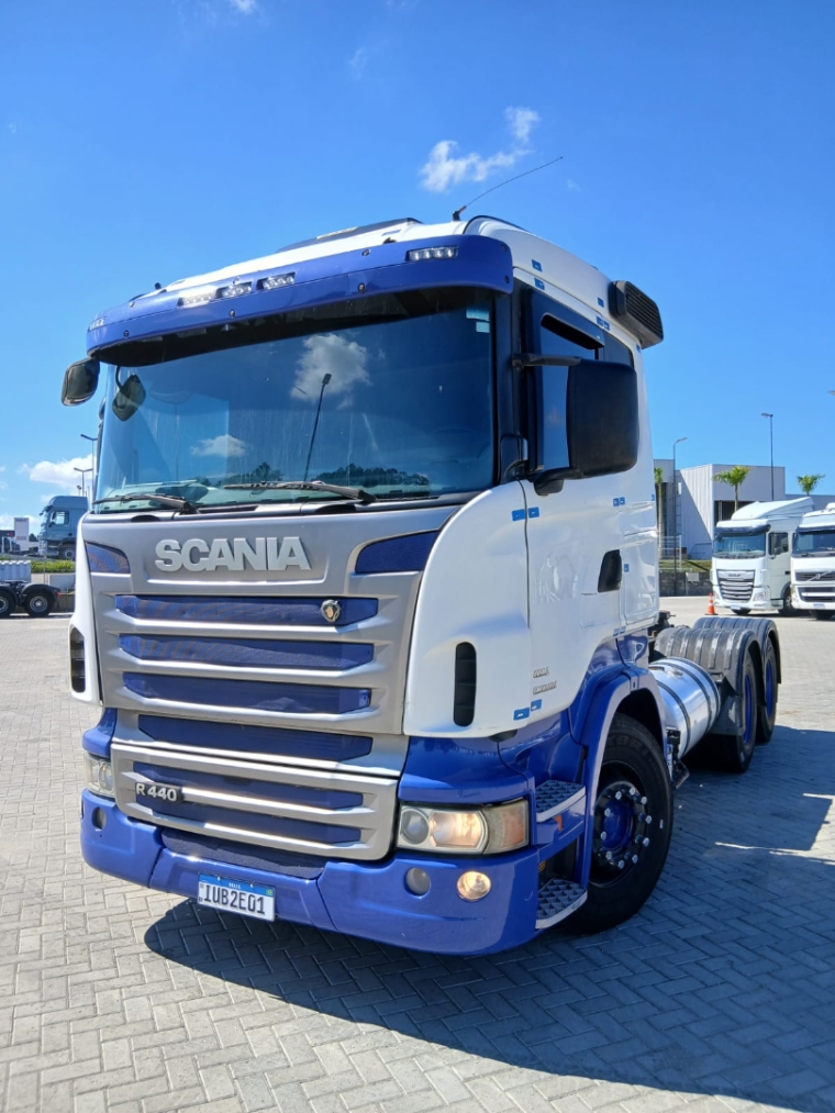 scania r 440 6x4 diesel 2p automatico 2013