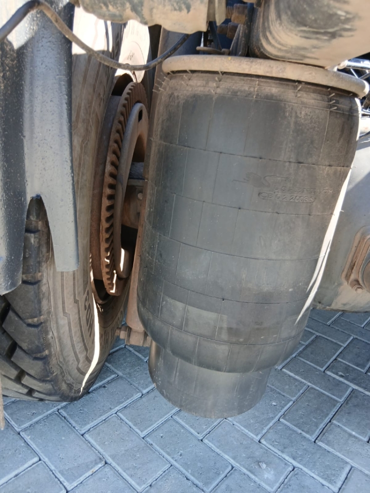 scania r 440 6x4 diesel 2p automatico 20137