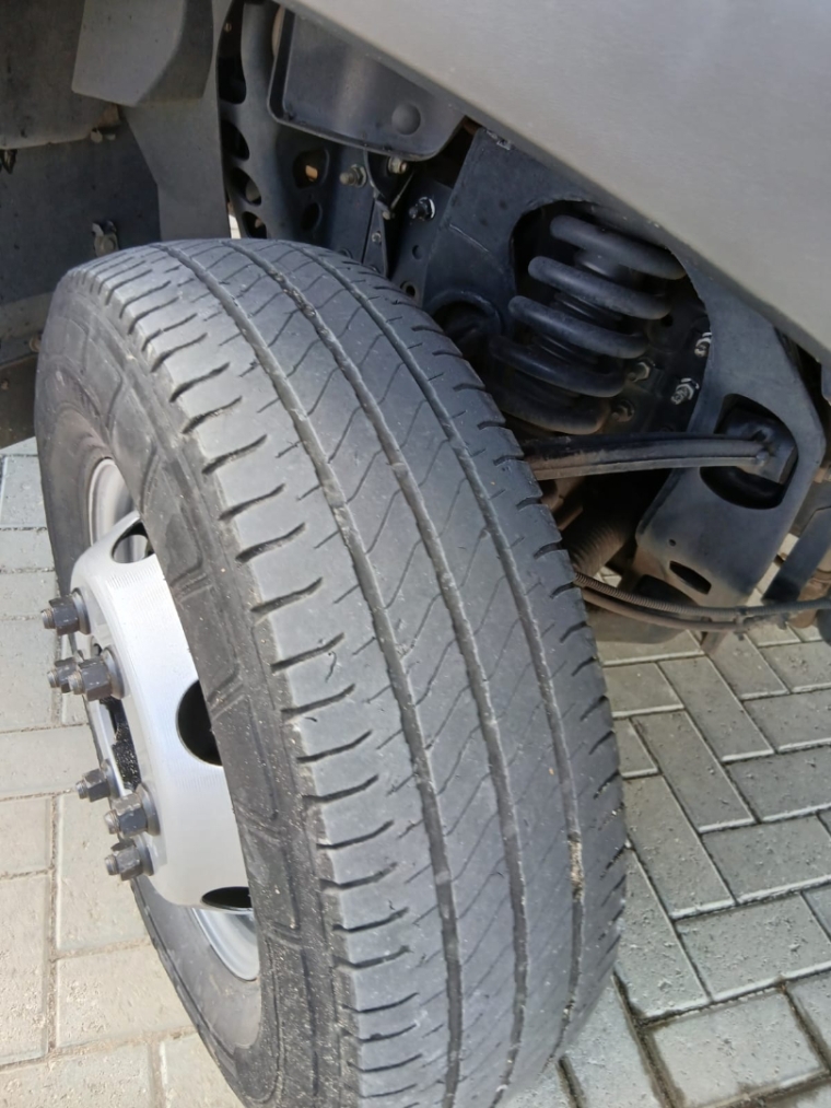 volkswagen delivery express drc 4x2 diesel 2p manual 20229