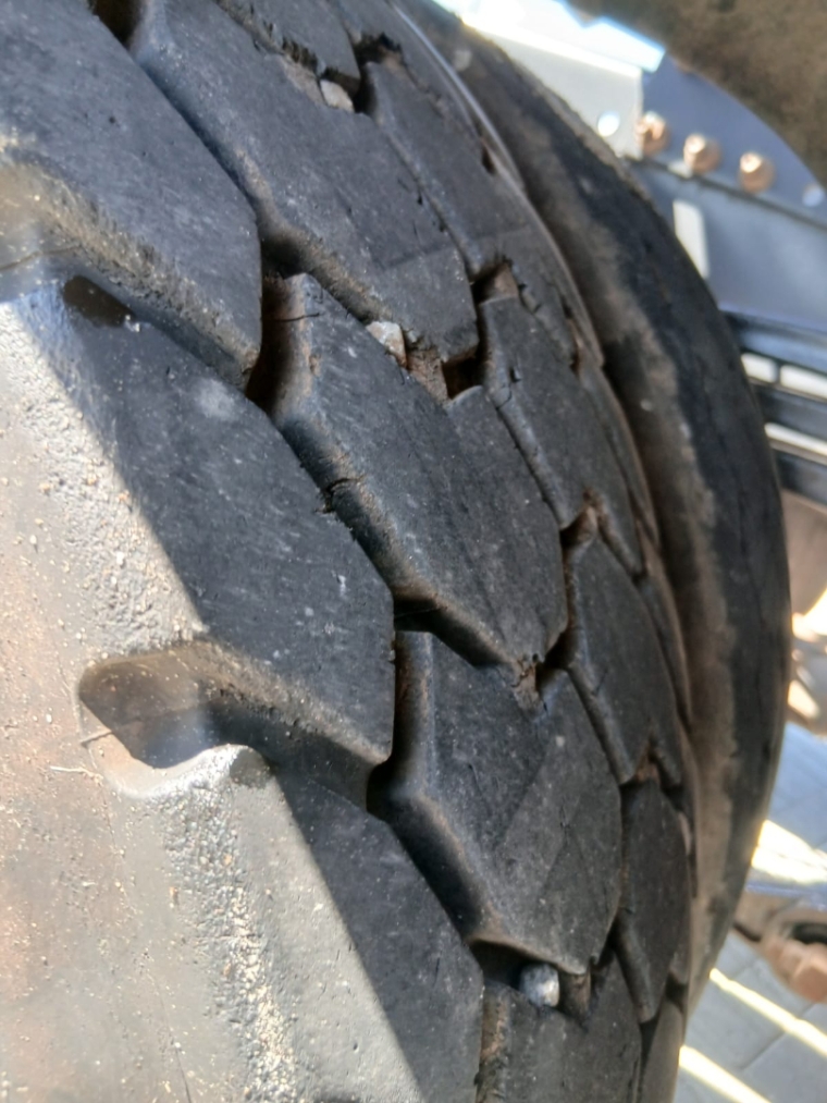 volvo fh 460 6x4 t diesel 2p manual 20158